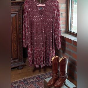 Maeve by Anthropologie tiered tunic dress with burgundy geometric print boho